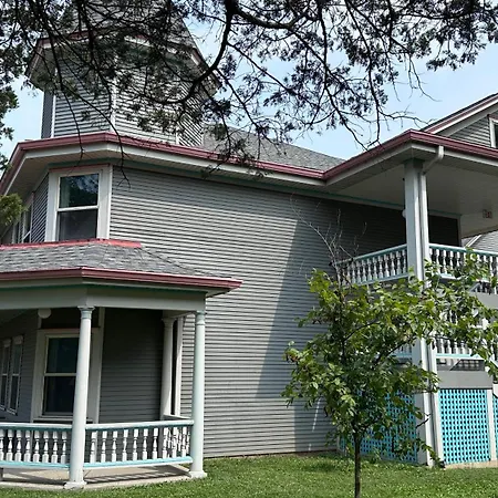 The Shelby Inn